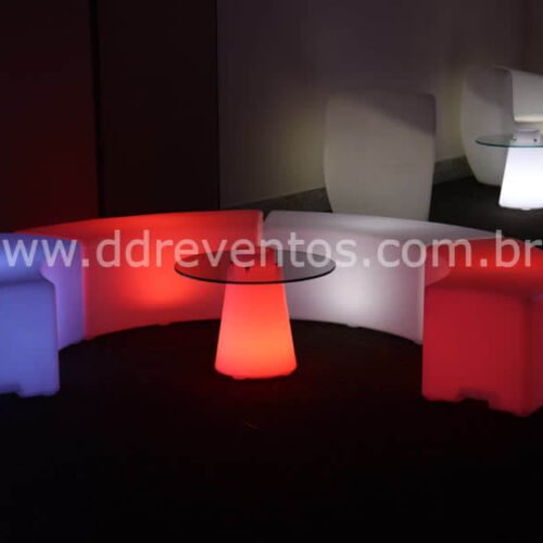 Lounge com puff de led