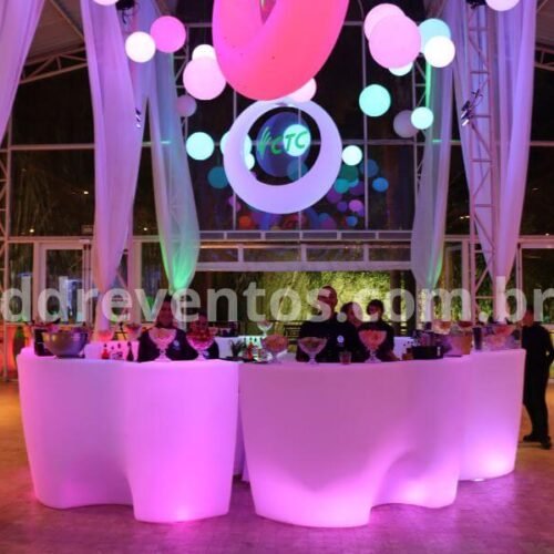 Balcão de led Curvo em corporativo